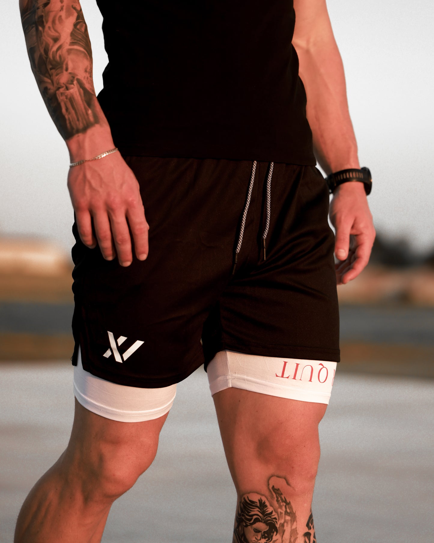 NEVER QUIT - ATHLETIC SHORTS (WHITE)
