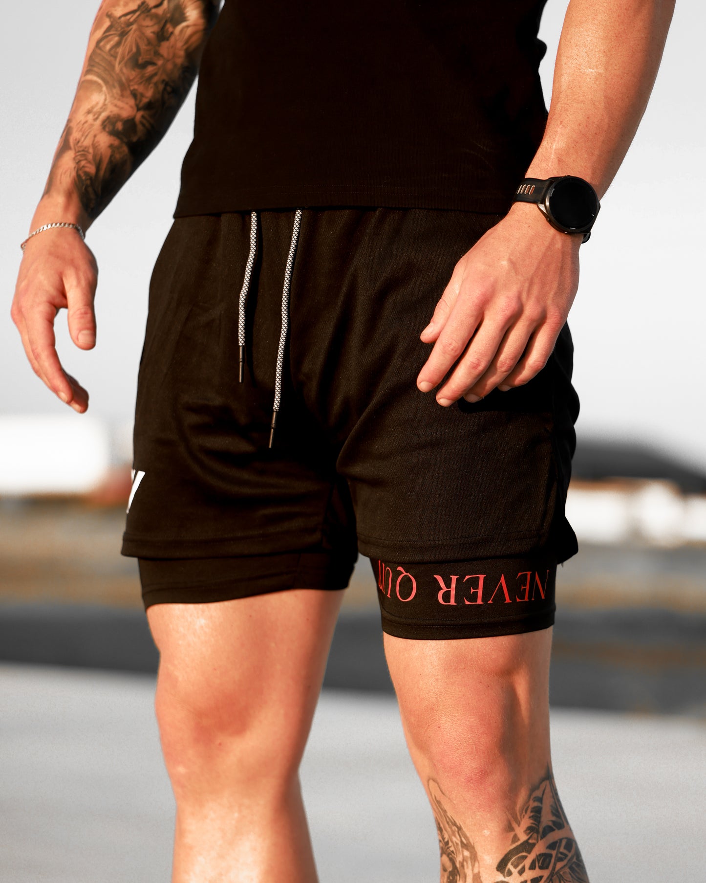 NEVER QUIT - ATHLETIC SHORTS (BLACK)