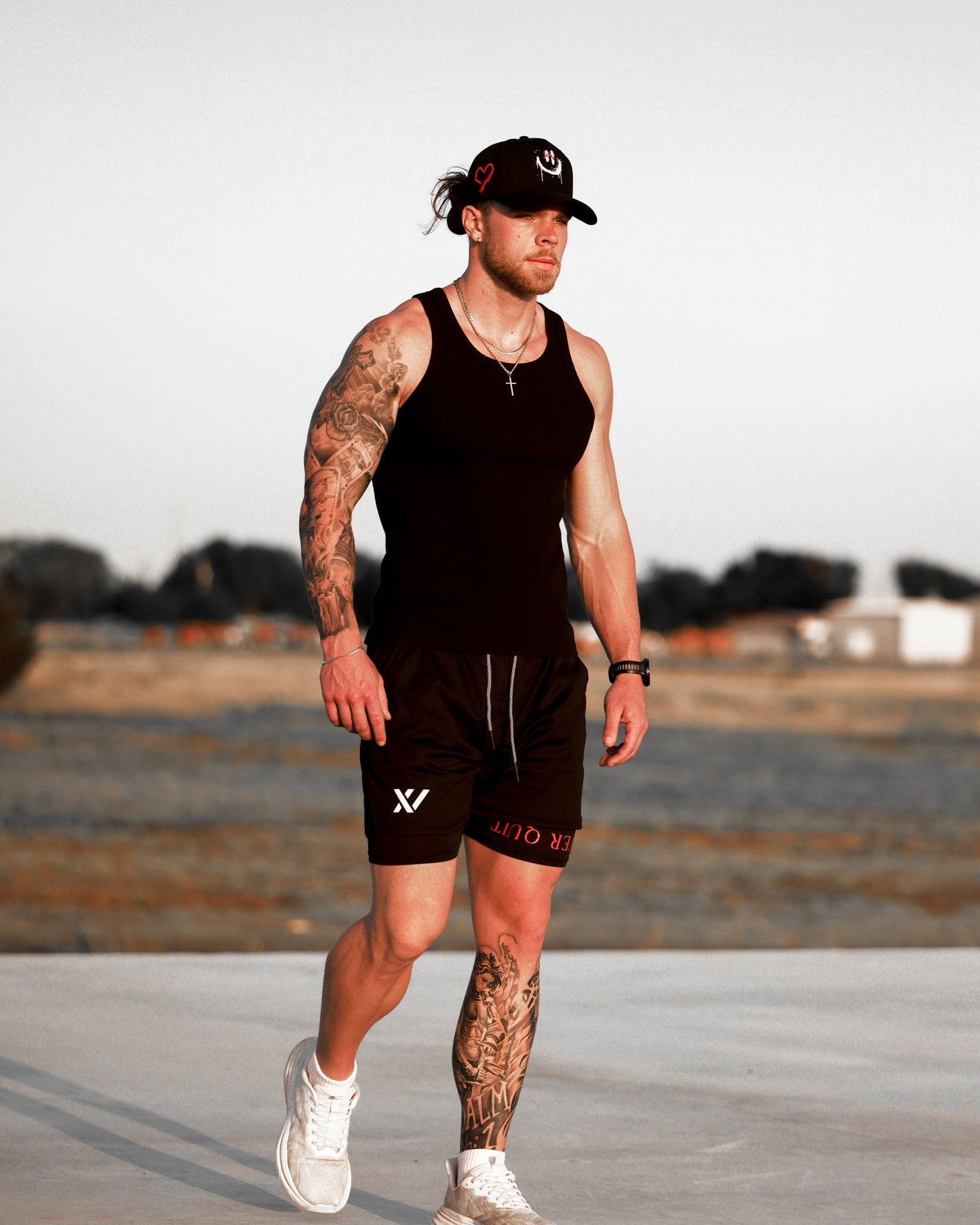 NEVER QUIT - ATHLETIC SHORTS (BLACK)