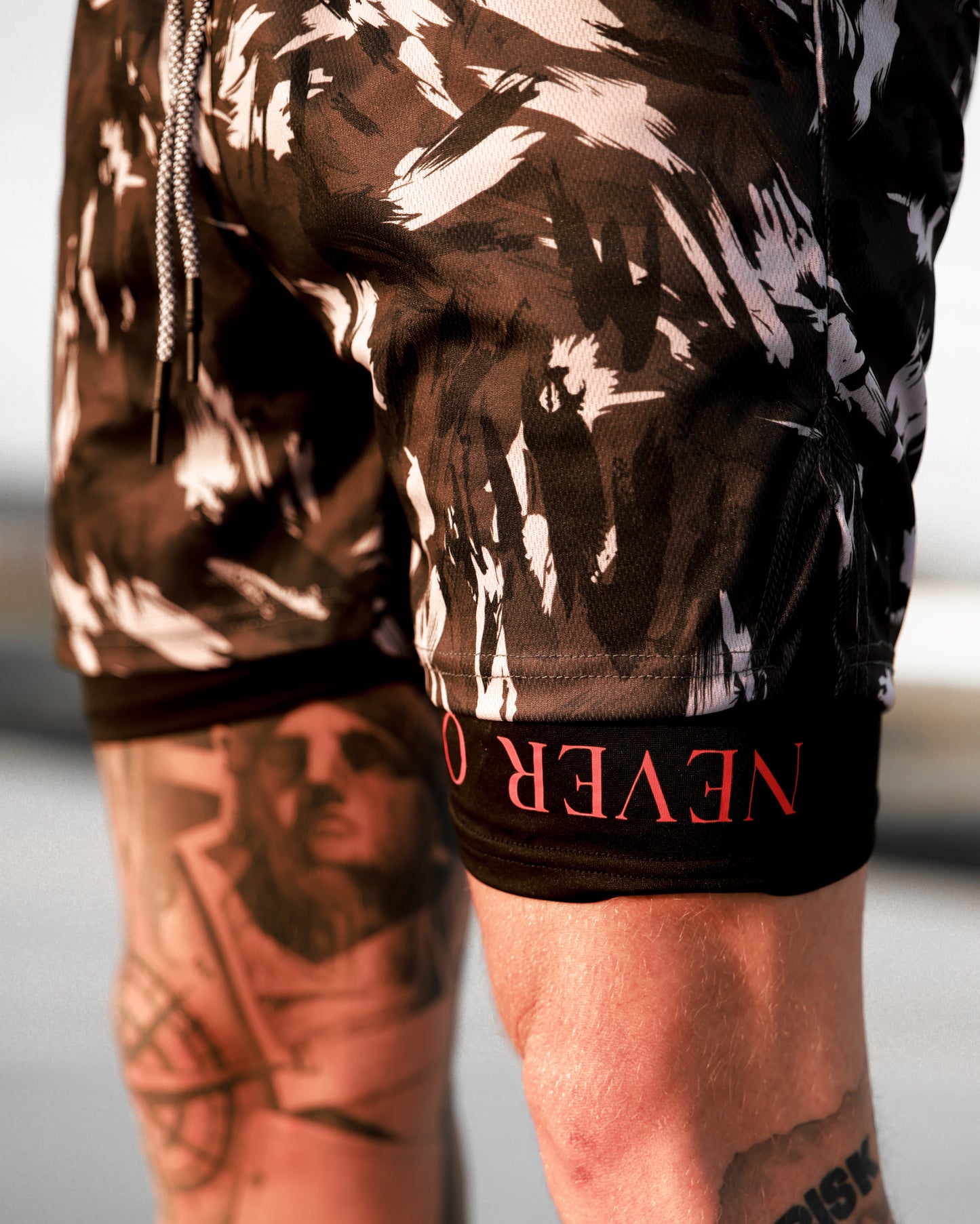 NEVER QUIT - ATHLETIC SHORTS (CAMO)