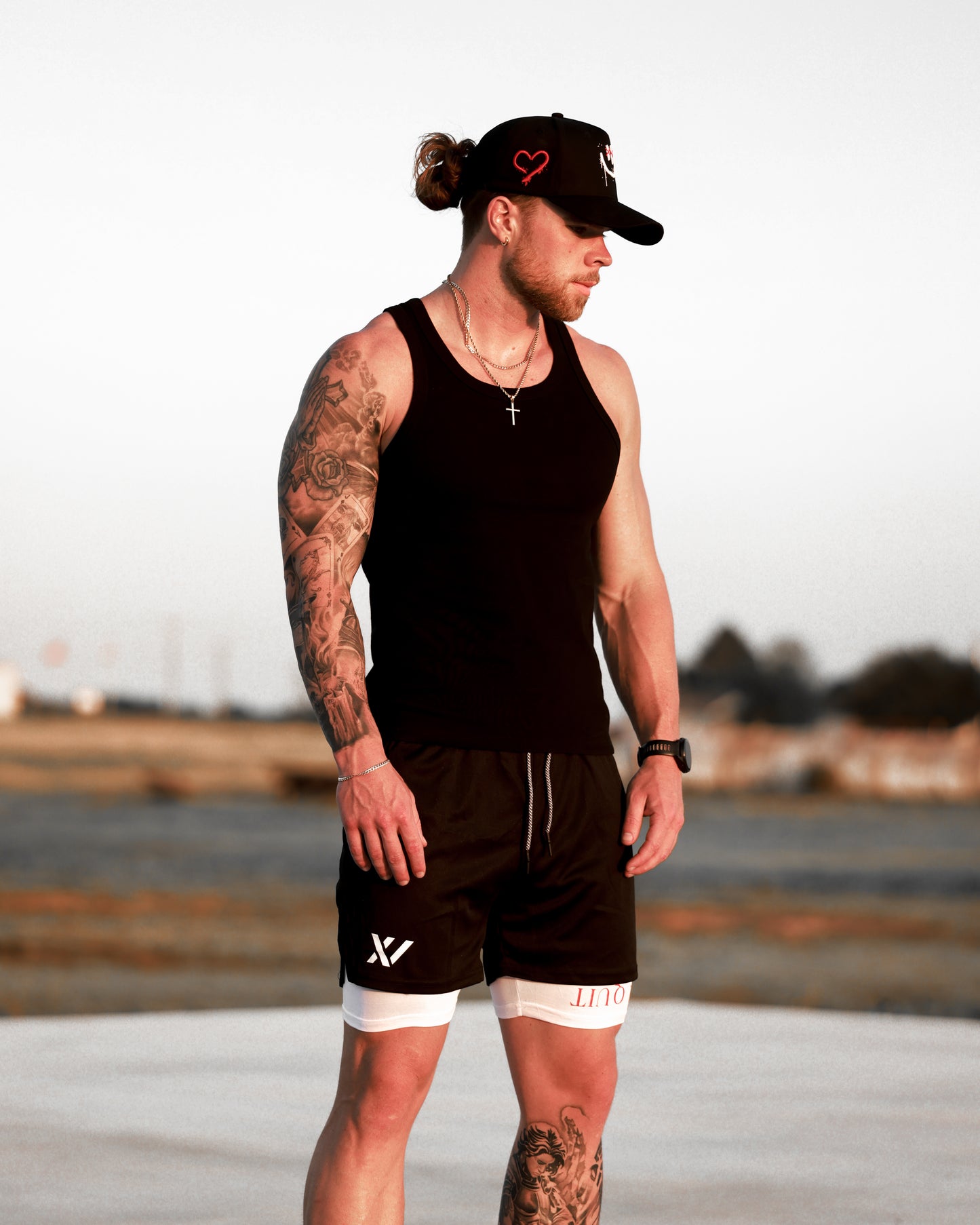 NEVER QUIT - ATHLETIC SHORTS (WHITE)